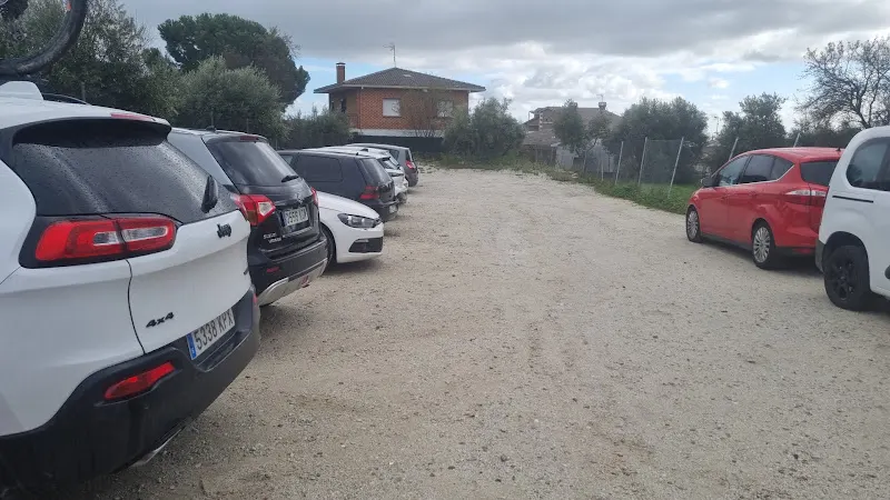 Aparcamiento Público - Aparcamiento público en Cadalso de los Vidrios - foto 2