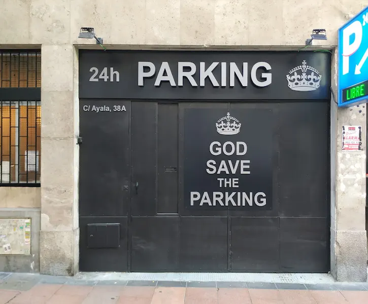 Parking CORONA Ayala-Velázquez
