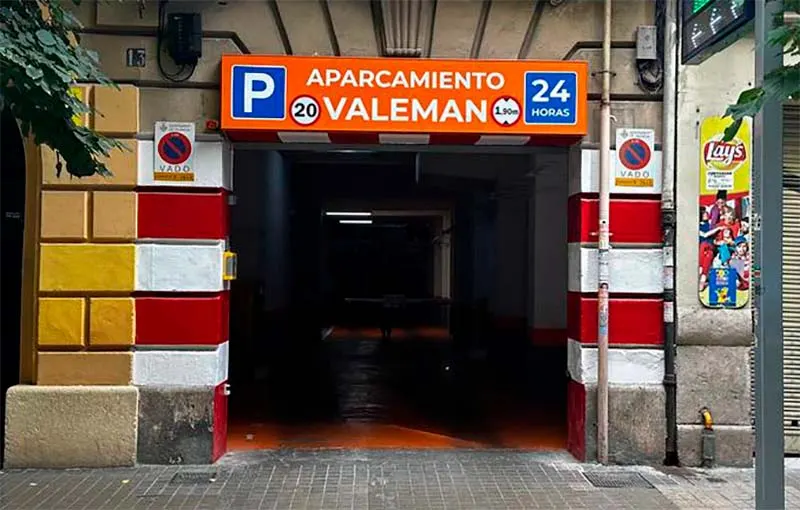 PARKING VALEMAN - Aparcamiento cubierto en Valencia - foto 2