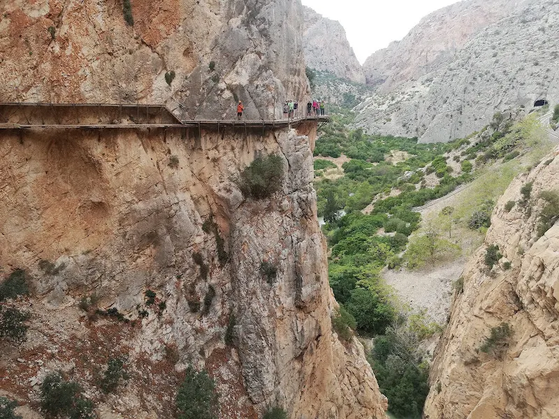 El Caminito del Rey Parking - Aparcamiento en Ardales - foto 2