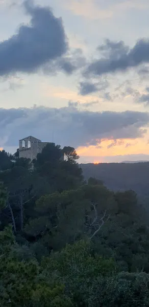 Aparcamiento del Santuario de Foix