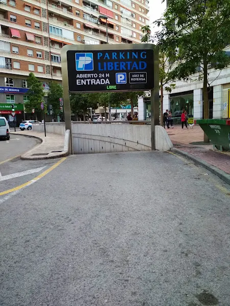 Aparcamiento Avenida Libertad