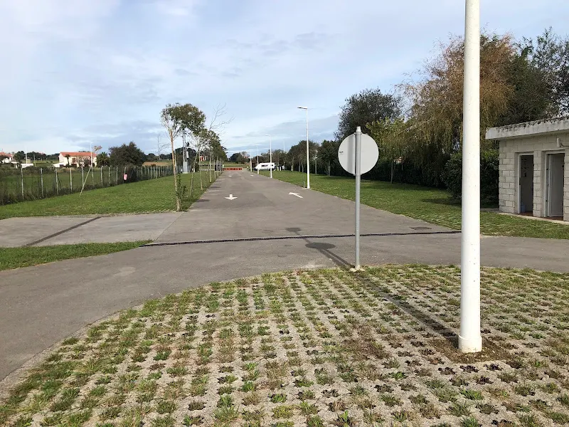 Área de autocaravanas Suesa-Somo - Marina de Cudeyo