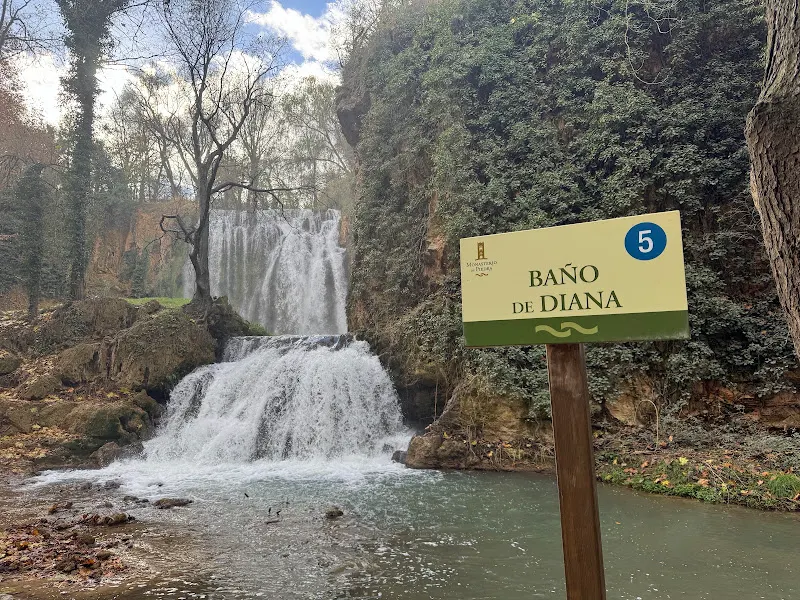 Parking gratuito monasterio de piedra - Aparcamiento en Nuevalos - foto 2