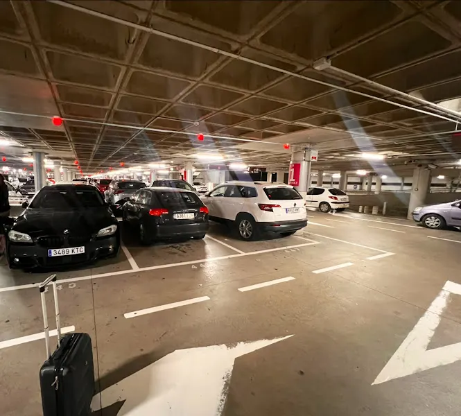 A.Park Parking aeropuerto Madrid Terminal 4