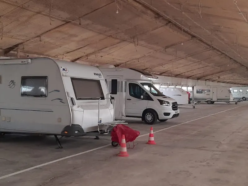 Parking Autocaravanas Madrid Sur Este - Carabana