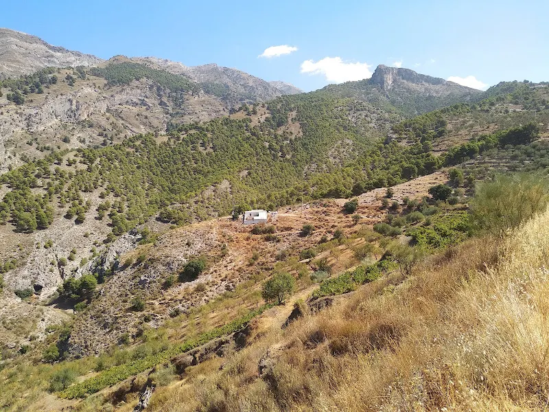 Zona de Aparcamiento - Almachar