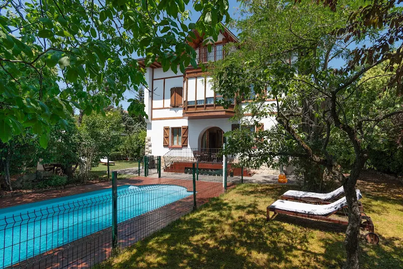 Villa Ganbara
