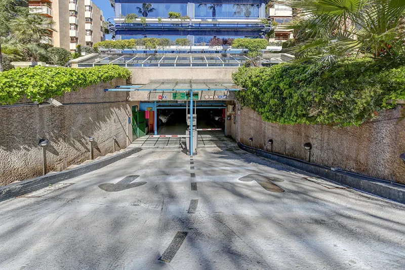 PARKING NN BONANOVA BARCELONA - Aparcamiento cubierto en Barcelona - foto 2