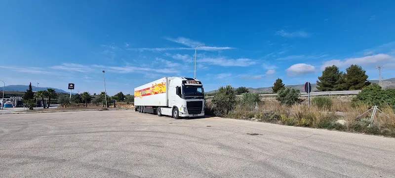 Parking Camiones, Montesa. - Montesa