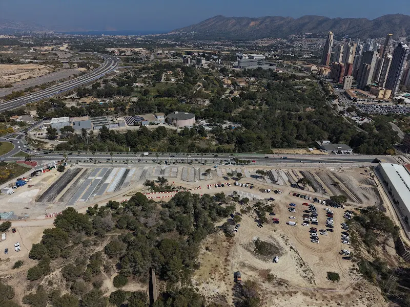 Aparcamiento disuasorio Avenida Beniardá - TRAM - Benidorm