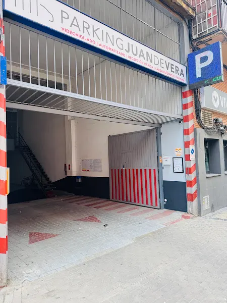 Parking Juan de Vera - VERAWASH lavado de coches - Aparcamiento cubierto en Madrid - foto 4