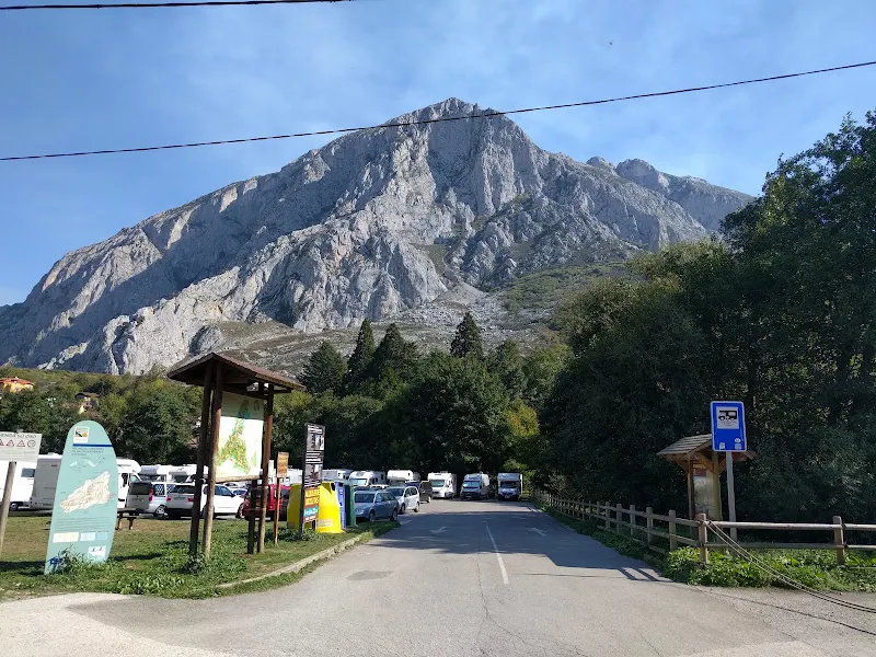 Aparcamiento - Degana