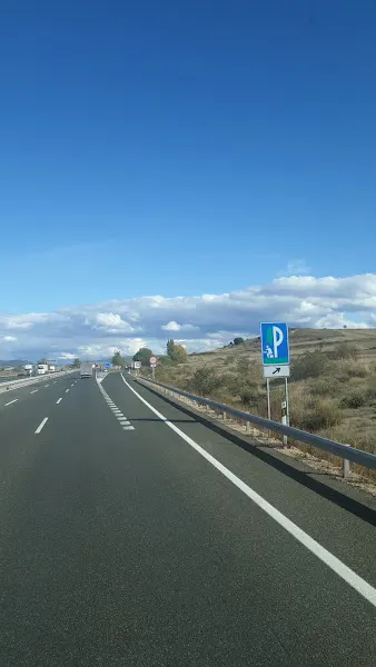 Parkplatz - Aparcamiento en Miranda de Ebro - foto 2