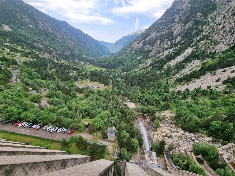 Aparcament Presa de Cavallers - Aparcamiento gratuito en Vall de Boi (La) - foto 2