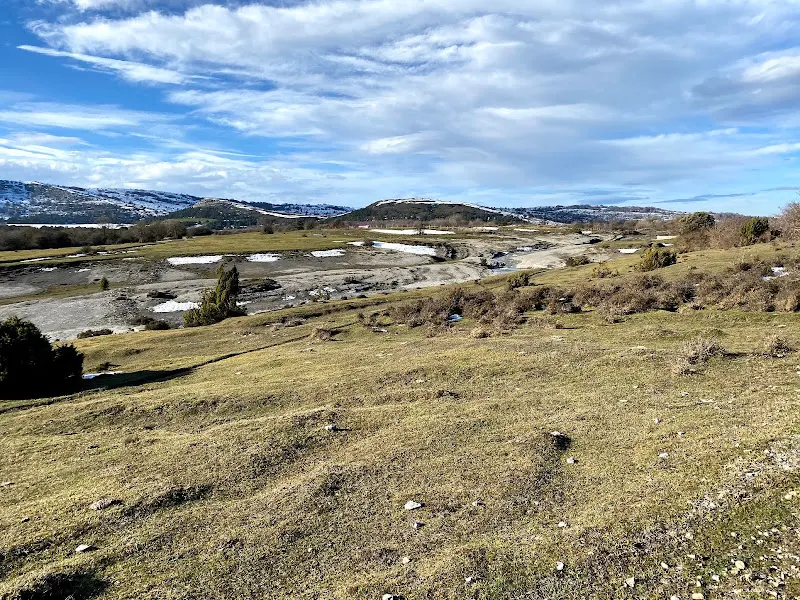 Parking de Luna - Sierra de Guibijo - Aparcamiento en Urduna/Orduna - foto 2