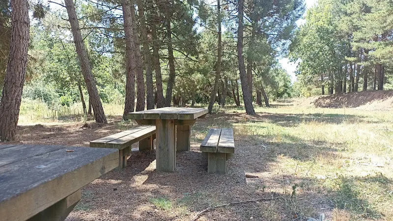 Aparcament de muntanya - Aparcamiento en Prades - foto 2