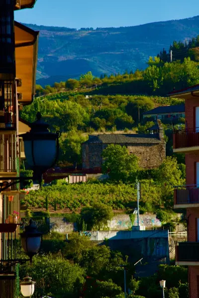 APARCAMIENTO - Aparcamiento en Villaobispo de Otero - foto 2