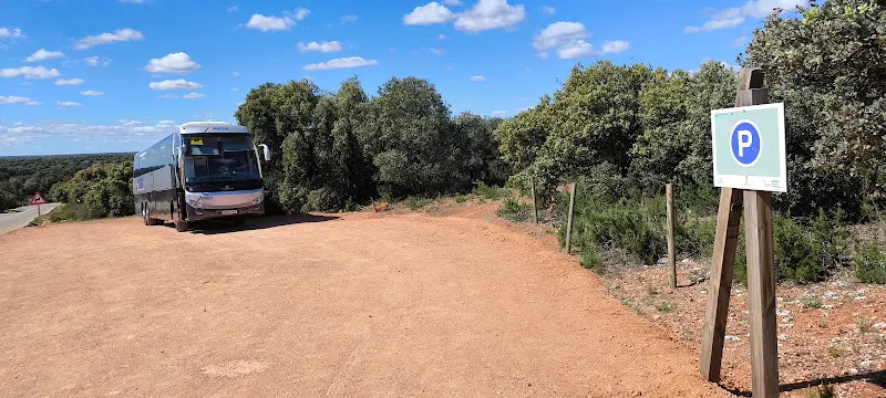 Parking público Cueva de Montesinos - Aparcamiento gratuito en Ossa de Montiel - foto 2