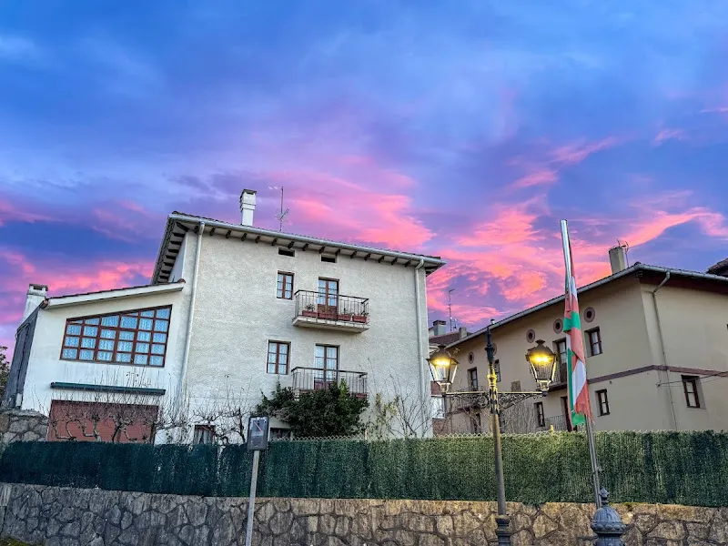 Plaza Fruiz - Fruiz