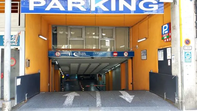 Parking El Nou Raval - Aparcamiento cubierto en Barcelona - foto 2