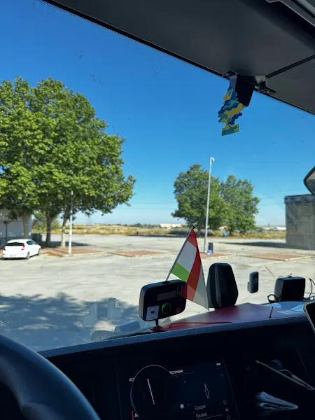 Parking Trucks - Aparcamiento gratuito en Doninos de Salamanca - foto 2