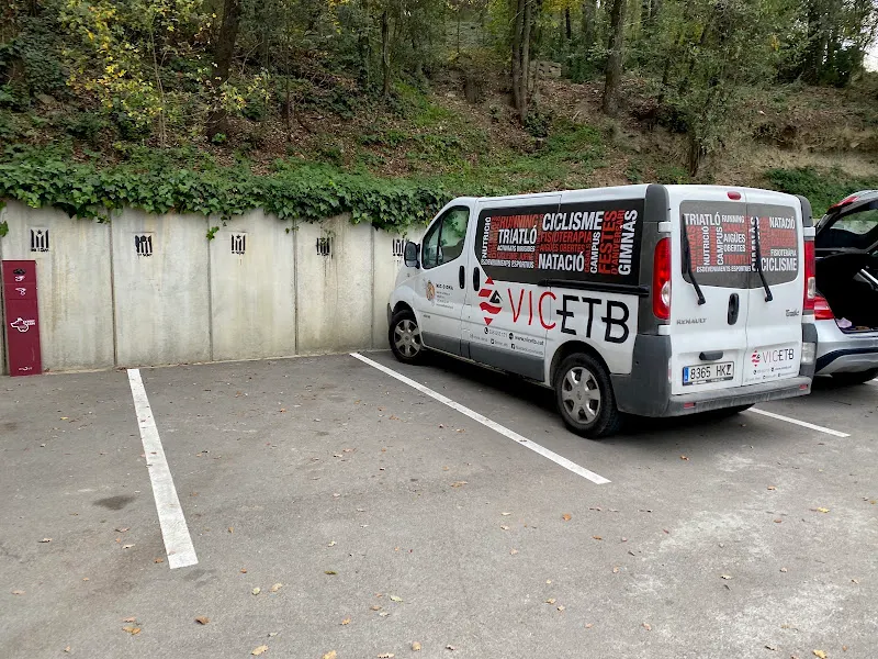 Pàrquing públic - Aparcamiento gratuito en Vilanova de Sau - foto 3