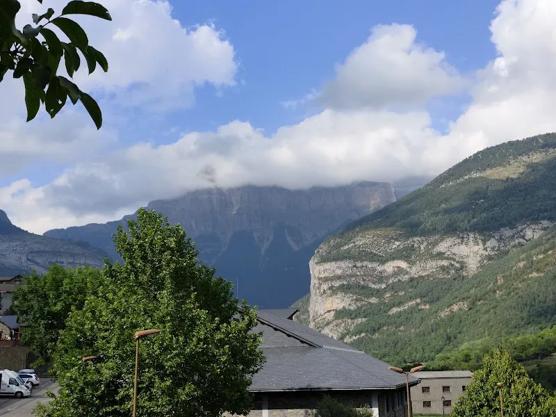 Vistas panoramicas desde el parking - Torla