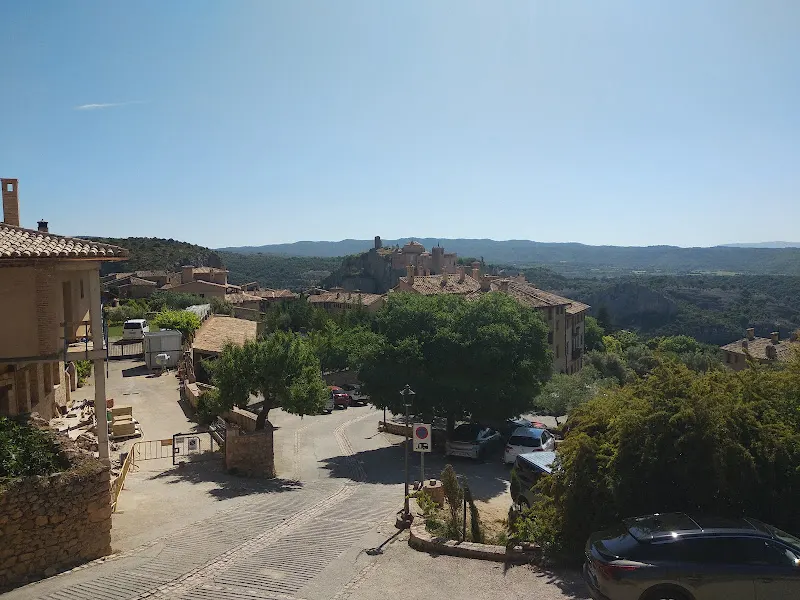 Aparcamiento Alquezar - Aparcamiento público en Alquezar - foto 2