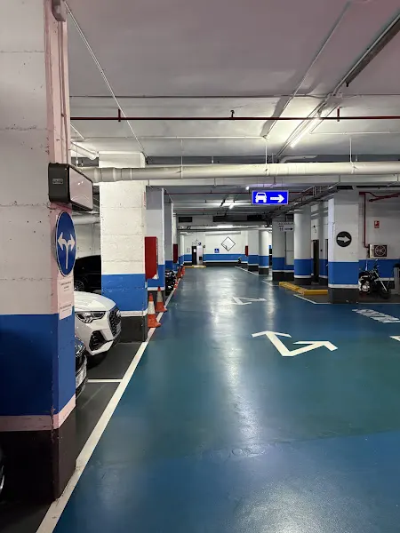Parking Uris