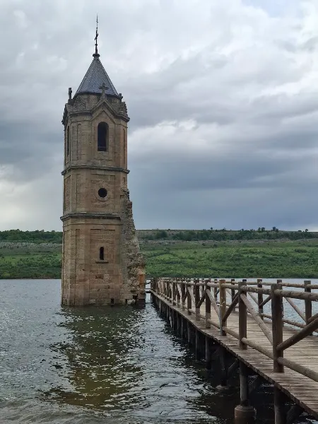 Parking de Las Rozas - Aparcamiento en Rozas de Valdearroyo (Las) - foto 2