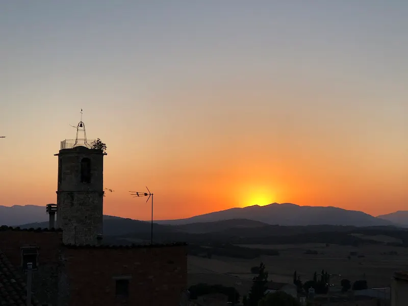 Aparcamiento Cal Ribero - Les Avellanes i Santa Linya