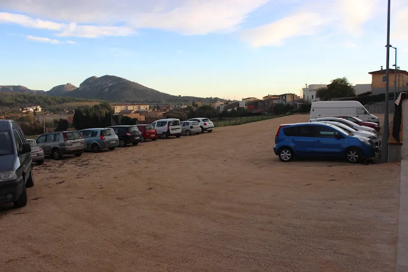 Pàrquing Can Llarg - Aparcamiento gratuito en Colomers - foto 2