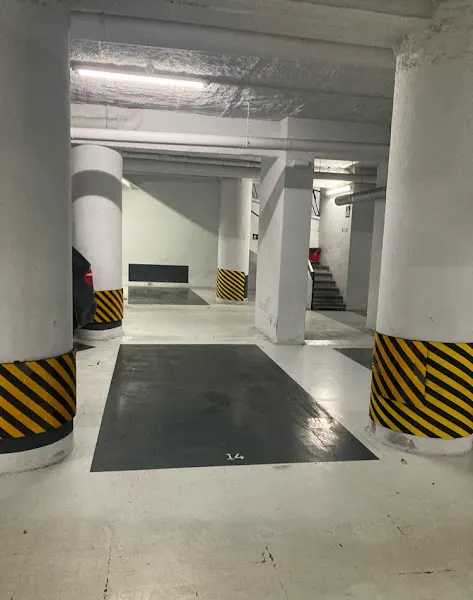 Garage Parking Rondas - Aparcamiento cubierto en Barcelona - foto 2