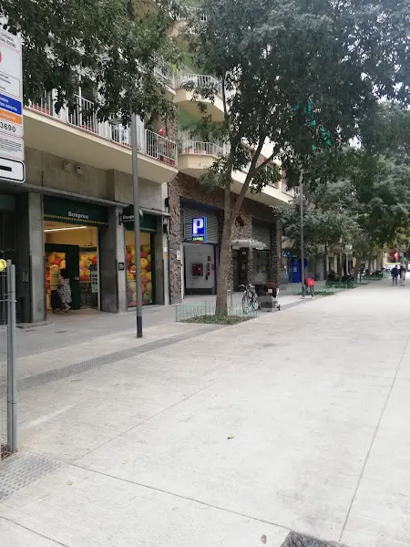 Garatge - Parking Tamarit