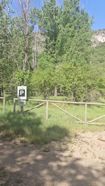 Área Recretiva El Vivero. - Aparcamiento en Penalen - foto 2