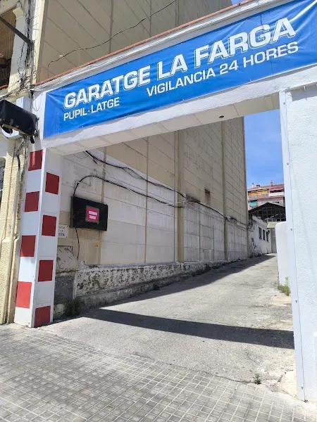 Garatge la Farga - Aparcamiento cubierto en Barcelona - foto 2