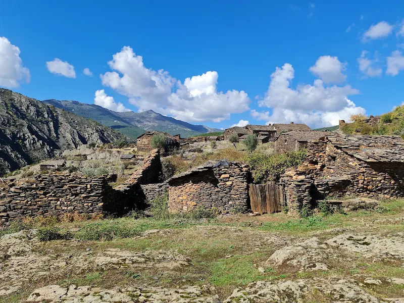 Aparcamiento de La Vereda - Aparcamiento gratuito en Campillo de Ranas - foto 4