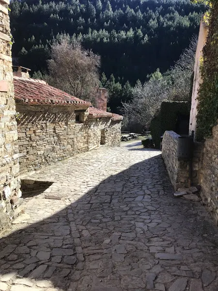 Aparcamiento visitantes Valdelavilla - Fuentes de Magana