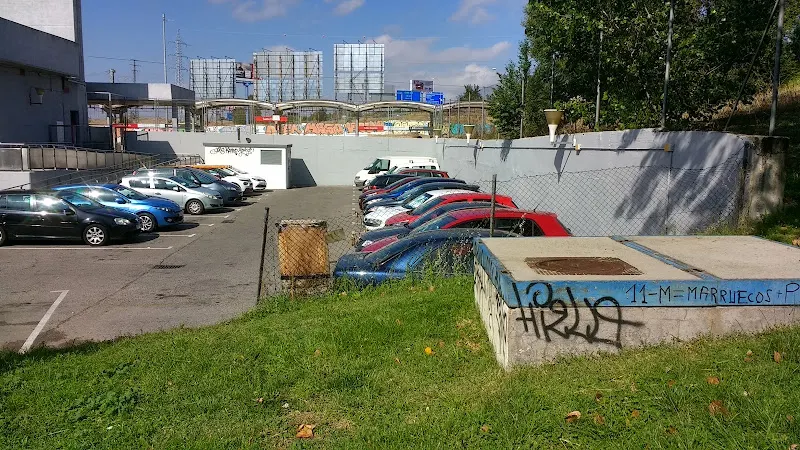 Parking Urgencias Hospital Infanta Leonor - Aparcamiento en Madrid - foto 3
