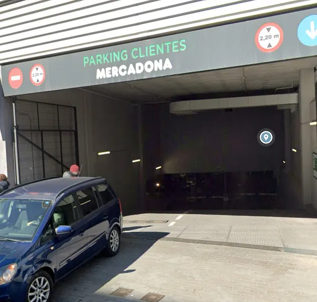 Parking clientes mercadona