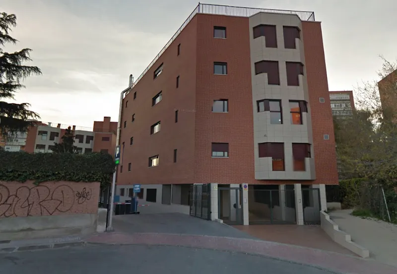 Parking Los Nogales Hortaleza - Aparcamiento en Madrid - foto 2