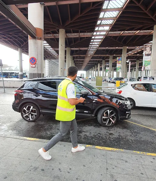 [P] - Estación Atocha Servicio Aparcacoches - Aparcaelcoche - Aparcamiento en Madrid - foto 2