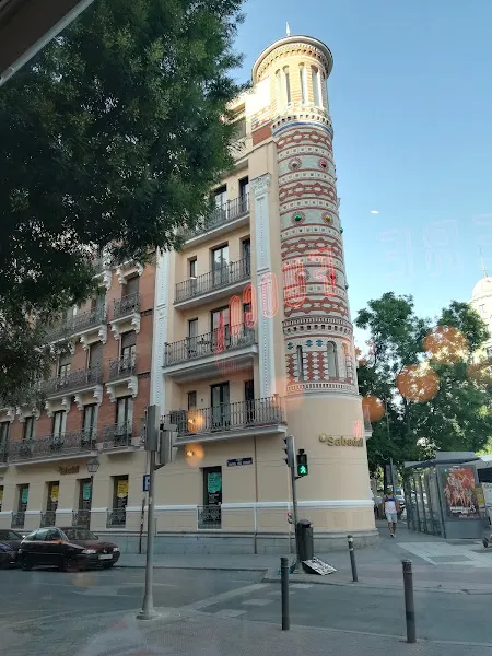 Parking El Corte Inglés Edificio 2 - Aparcamiento en Madrid - foto 2