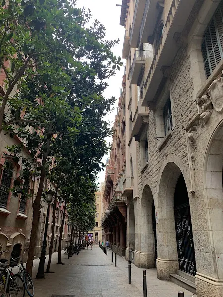 Parking NN Palau de la Música (requiere reserva) - Aparcamiento cubierto en Barcelona - foto 2