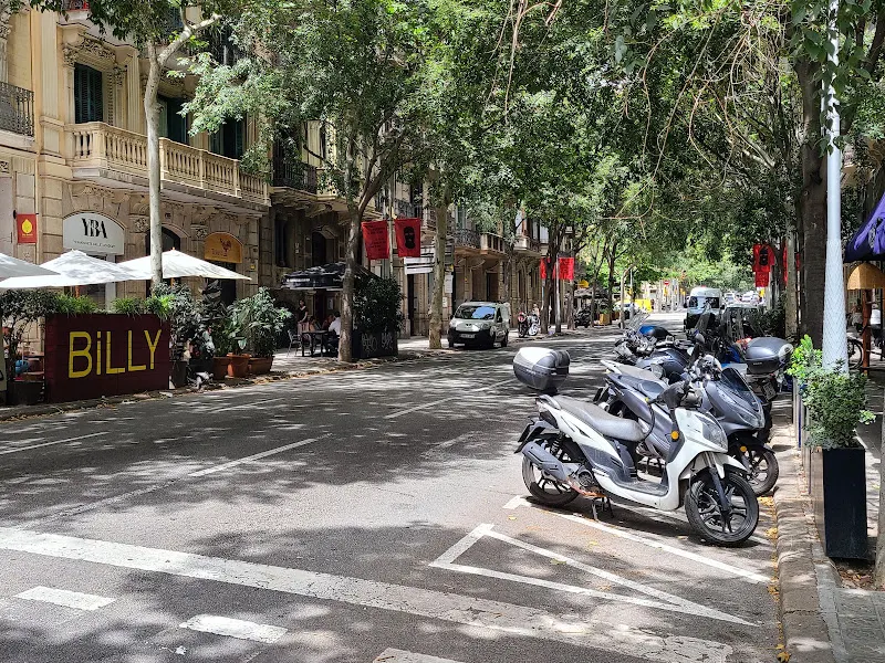 Carrer de Provença, 420 Garage