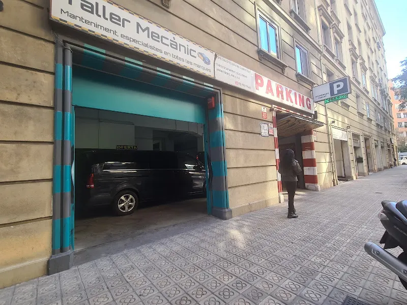 [P] Parking Aragó 78 - Calabria - Viladomat