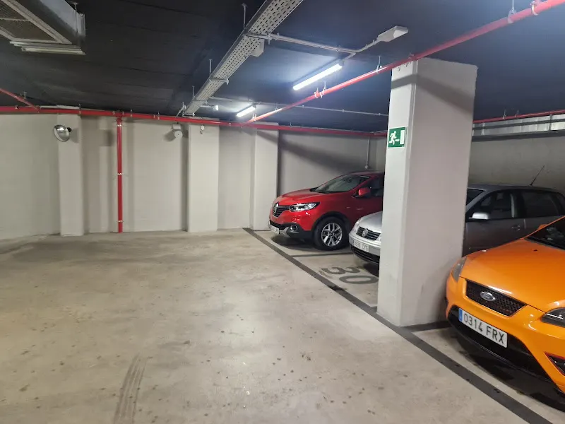 Parking Plaza - Aparcamiento cubierto en Barcelona - foto 2