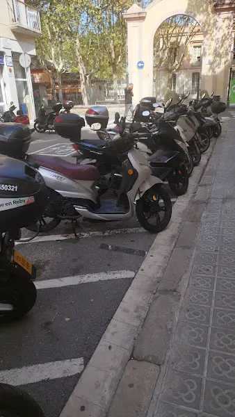 Zona de aparcamiento reservada para motos