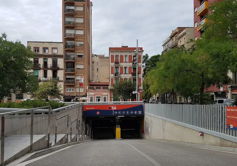 Parking BSM Plaza Joanic - Aparcamiento en Barcelona - foto 2